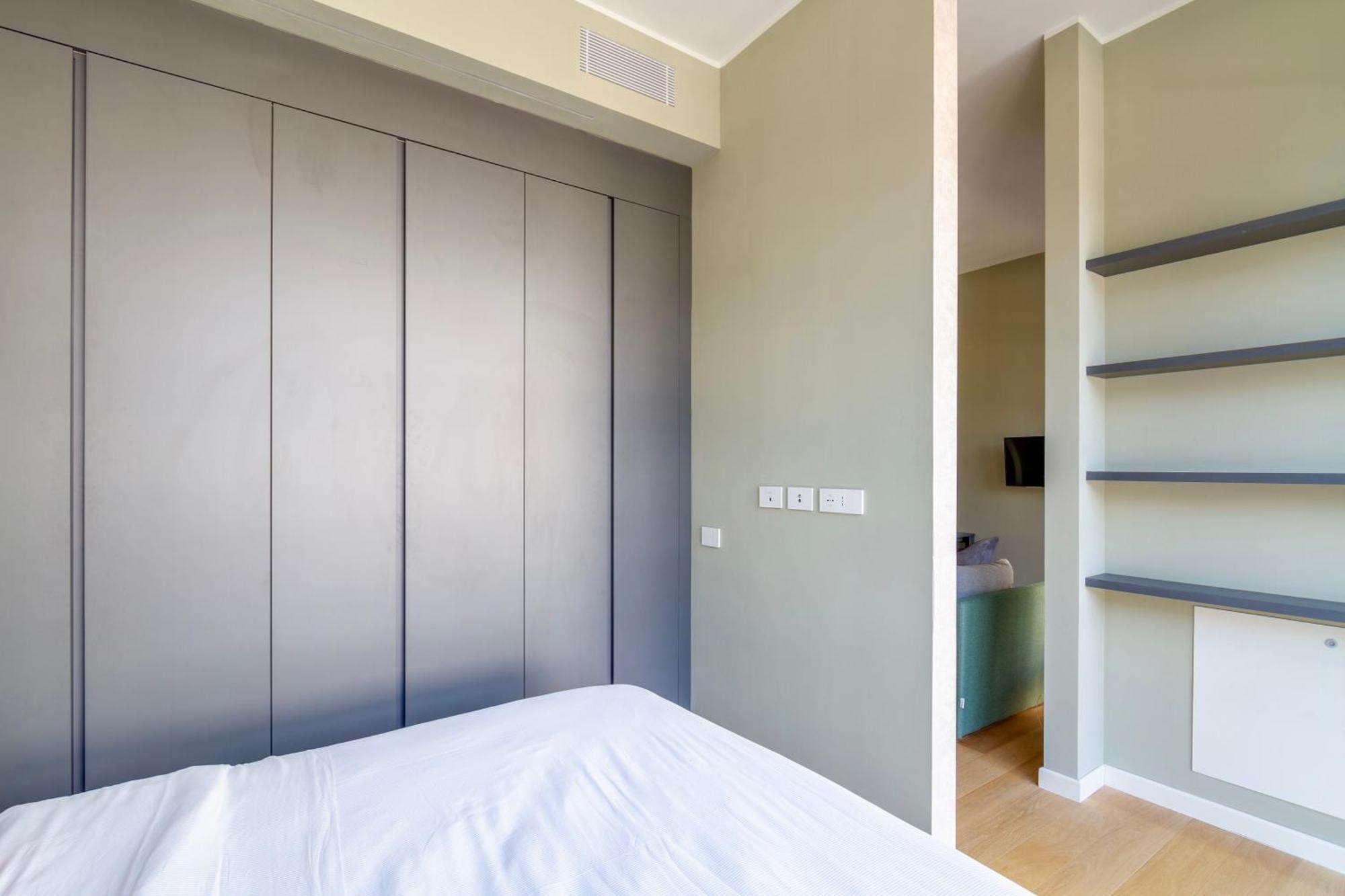 Urban Luxury - Bright And Central Apartment Милано Екстериор снимка