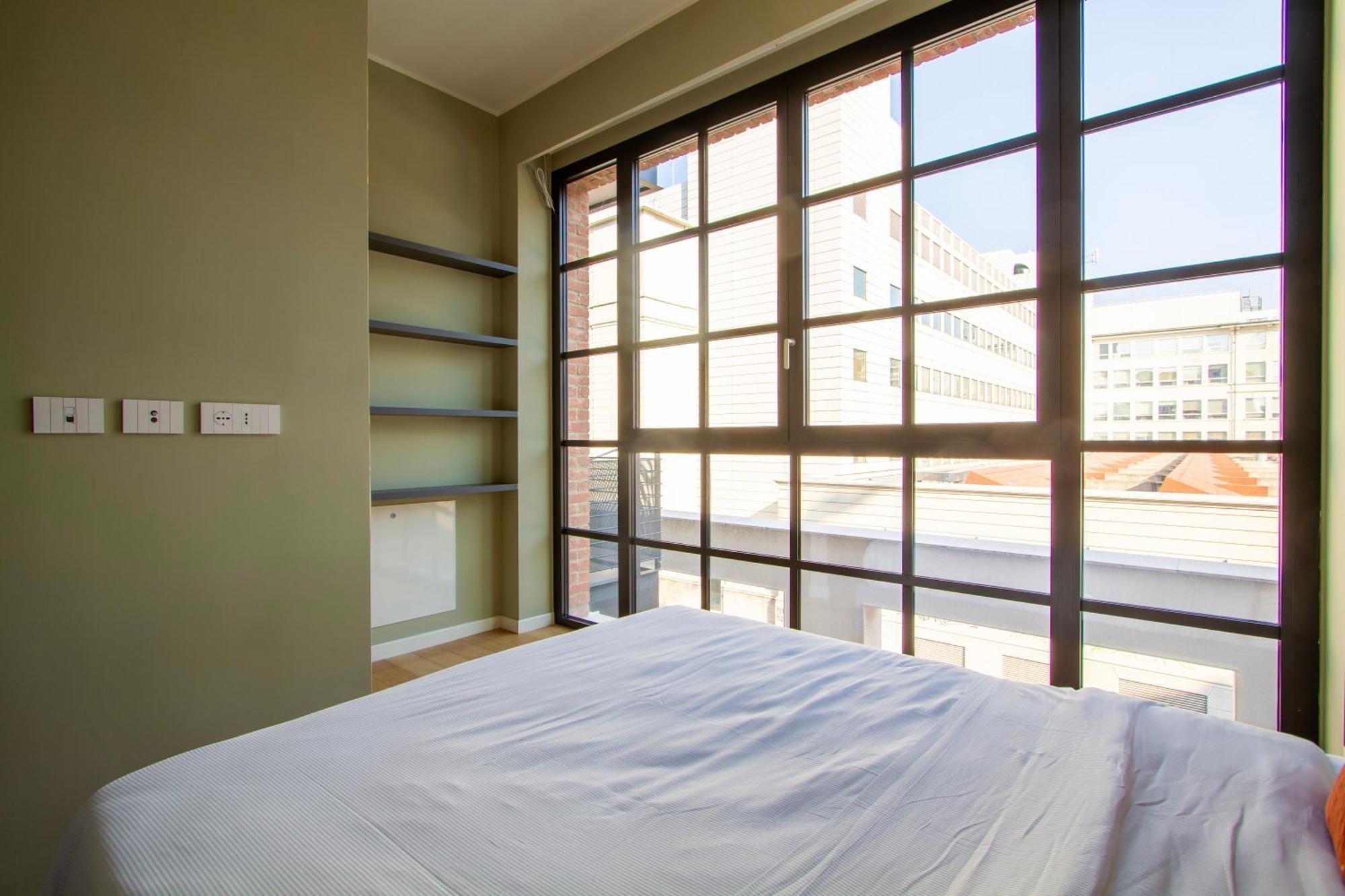 Urban Luxury - Bright And Central Apartment Милано Екстериор снимка